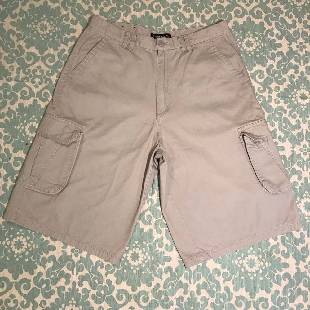 ÍNDIGO 30 Men’s Stone Grey Cargo Short, Size 34